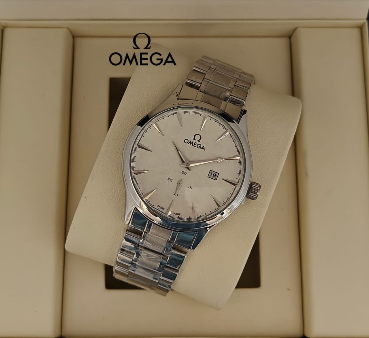 OMEGA Men Watch
